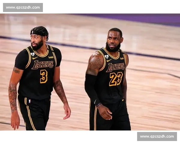 湖人对阵骑士关键战解析詹眉状态与骑士年轻核心碰撞走势前瞻